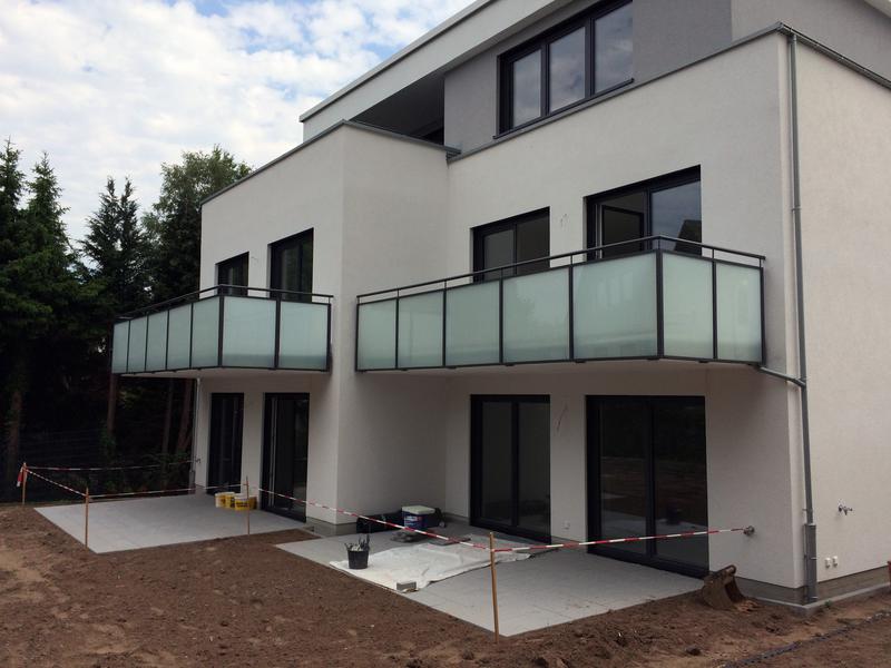 Einbau der Gel&auml;nder